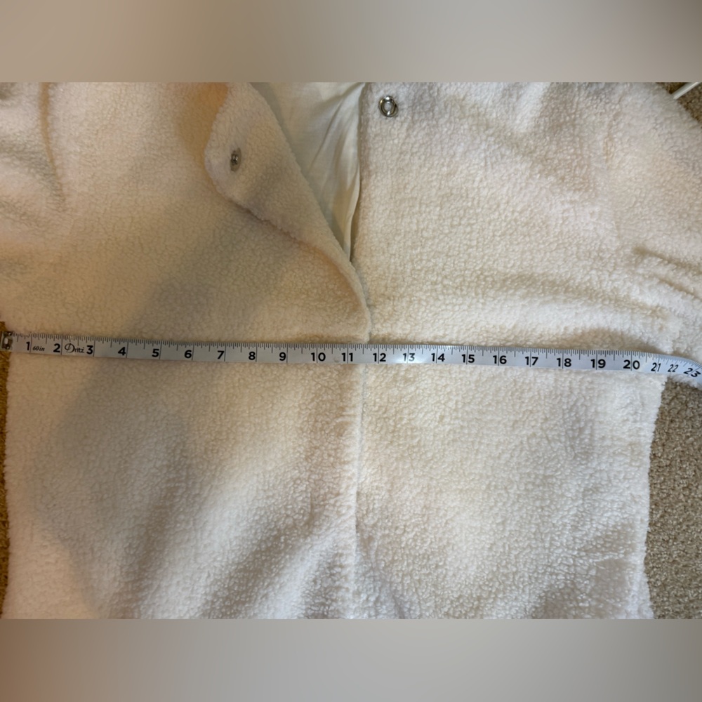Kate & Sam Women's White Fleece Jacket size large - Picture 9 of 10